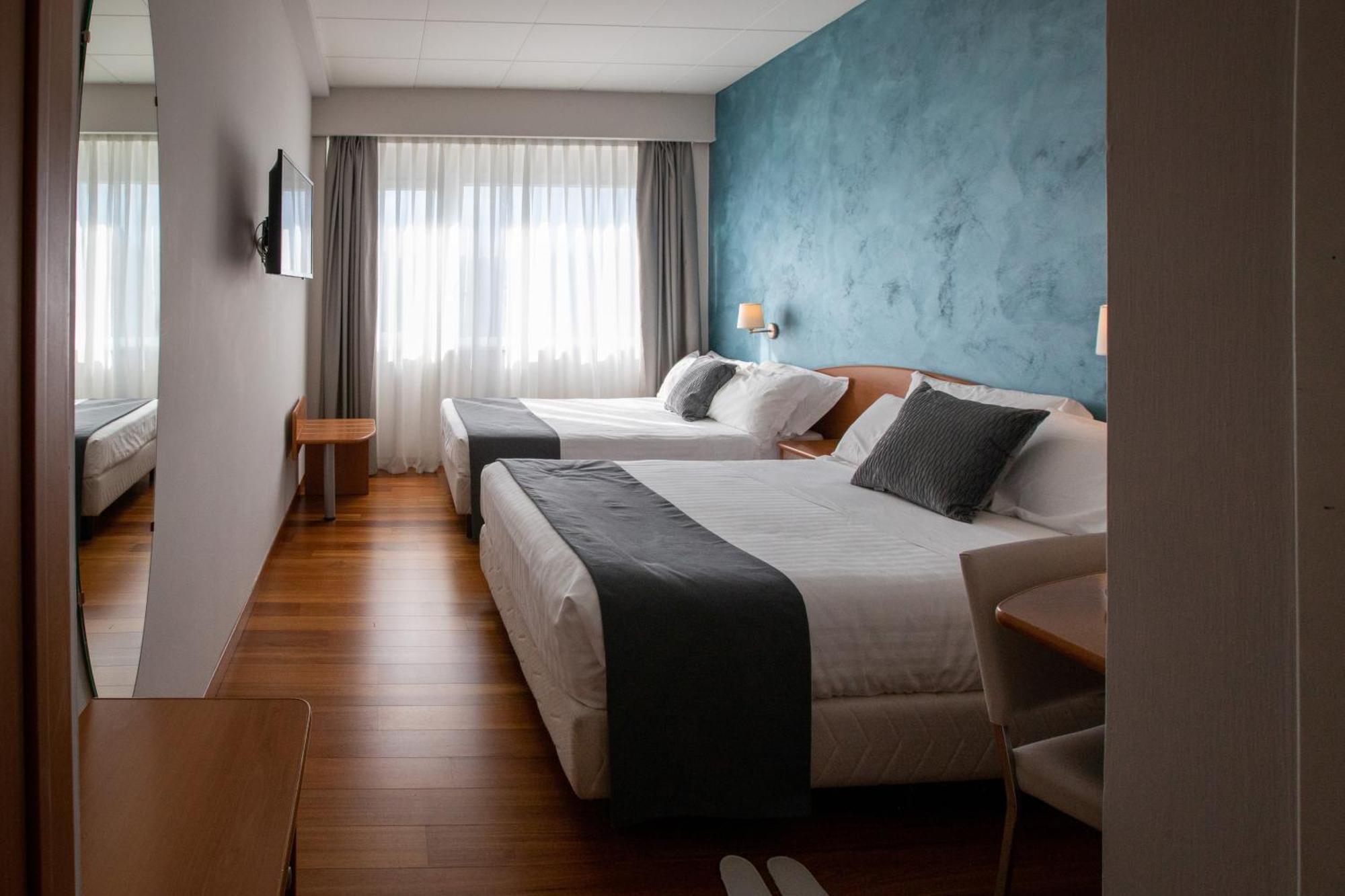 Hotel Palace Del Conero أوزيمو المظهر الخارجي الصورة