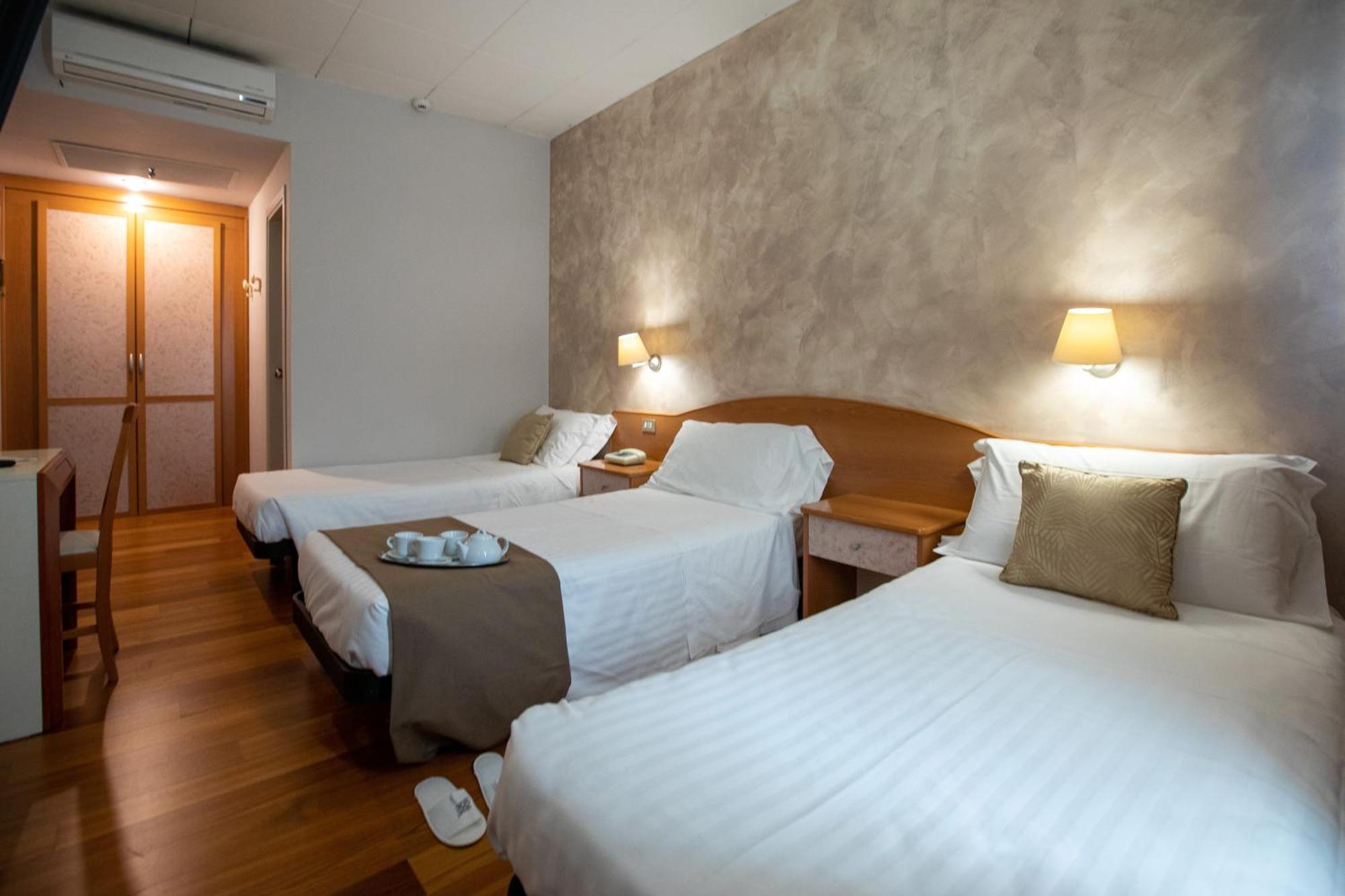 Hotel Palace Del Conero أوزيمو المظهر الخارجي الصورة